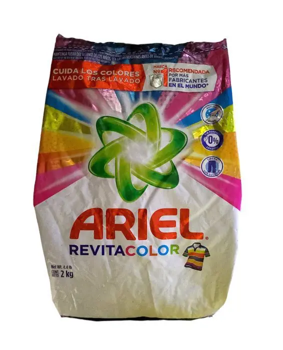 DETERG POLVO ARIEL REVITACOLOR 2000 G UND